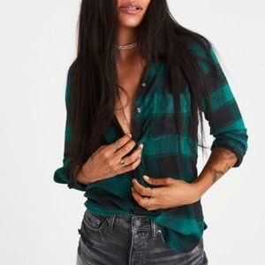 American eagle boyfriend plaid shirt small